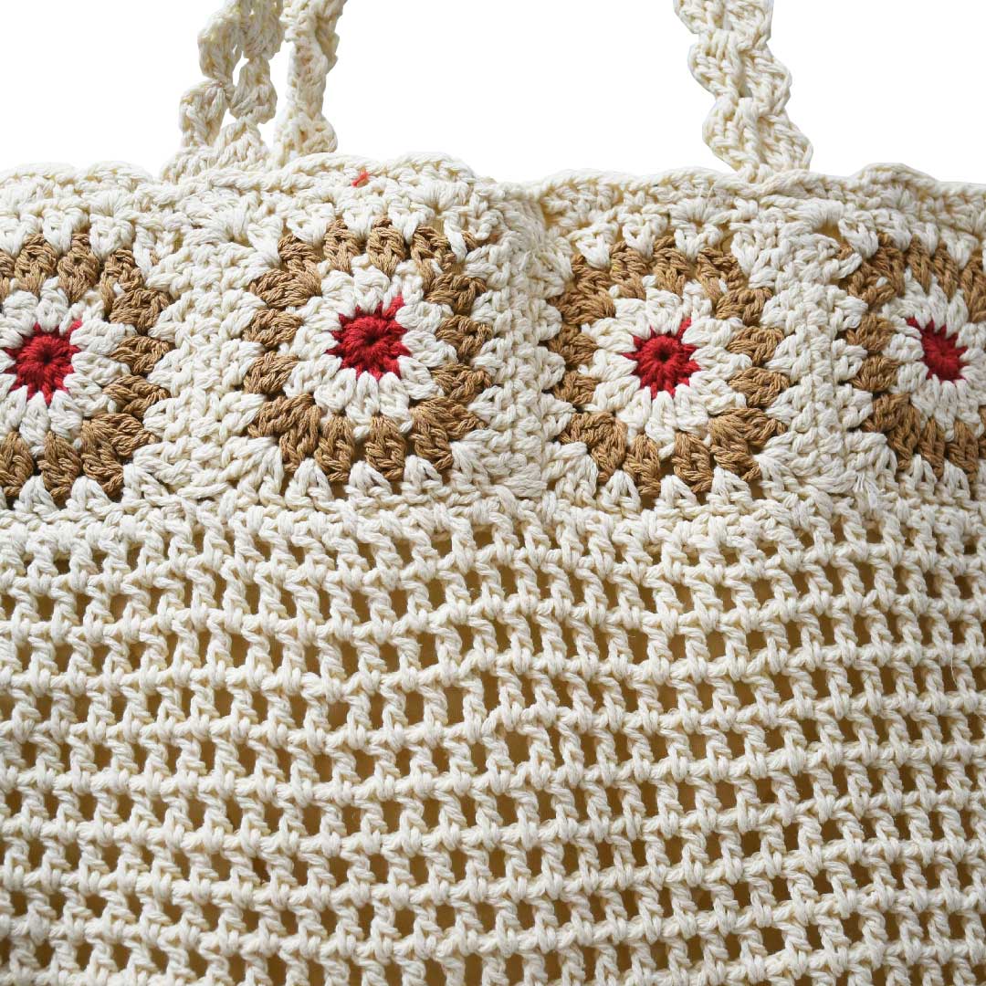 CARTERA TEJIDA CON FLORES 34X30CM LH-5359
