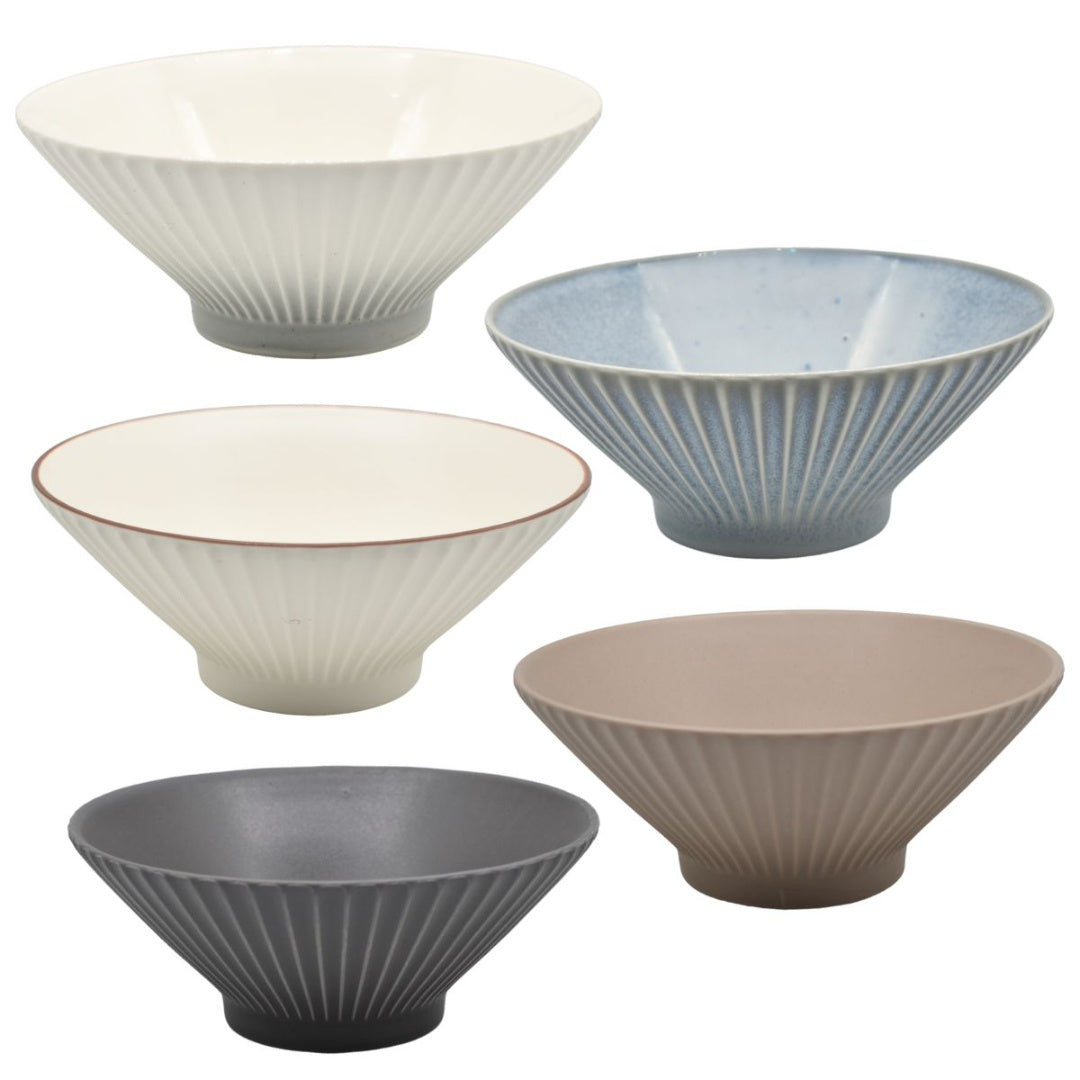 Bowl de cerámica 17.5x9cm.