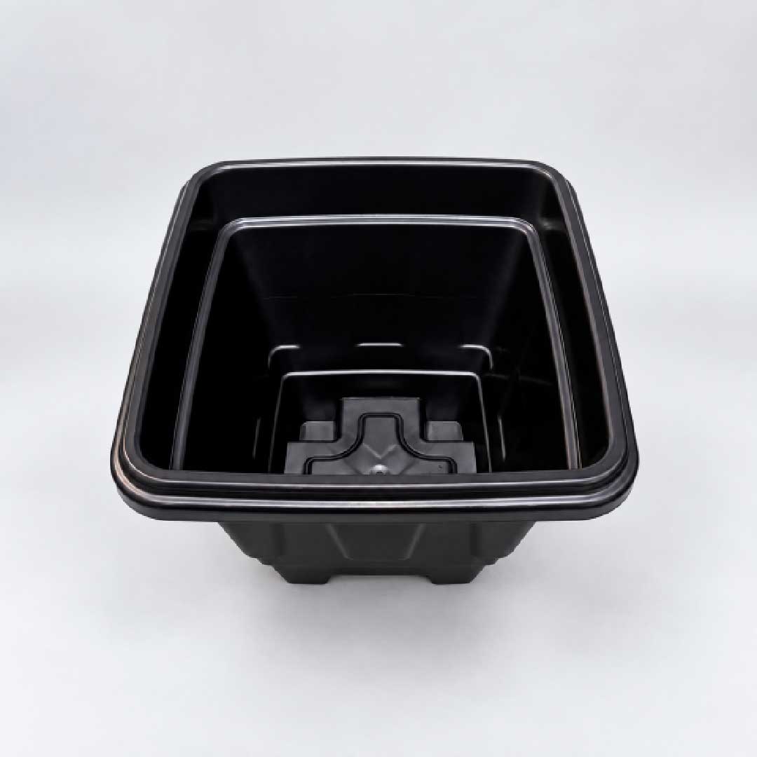 MACETA CUADRADA NEGRA 3,5LT 19*20CM