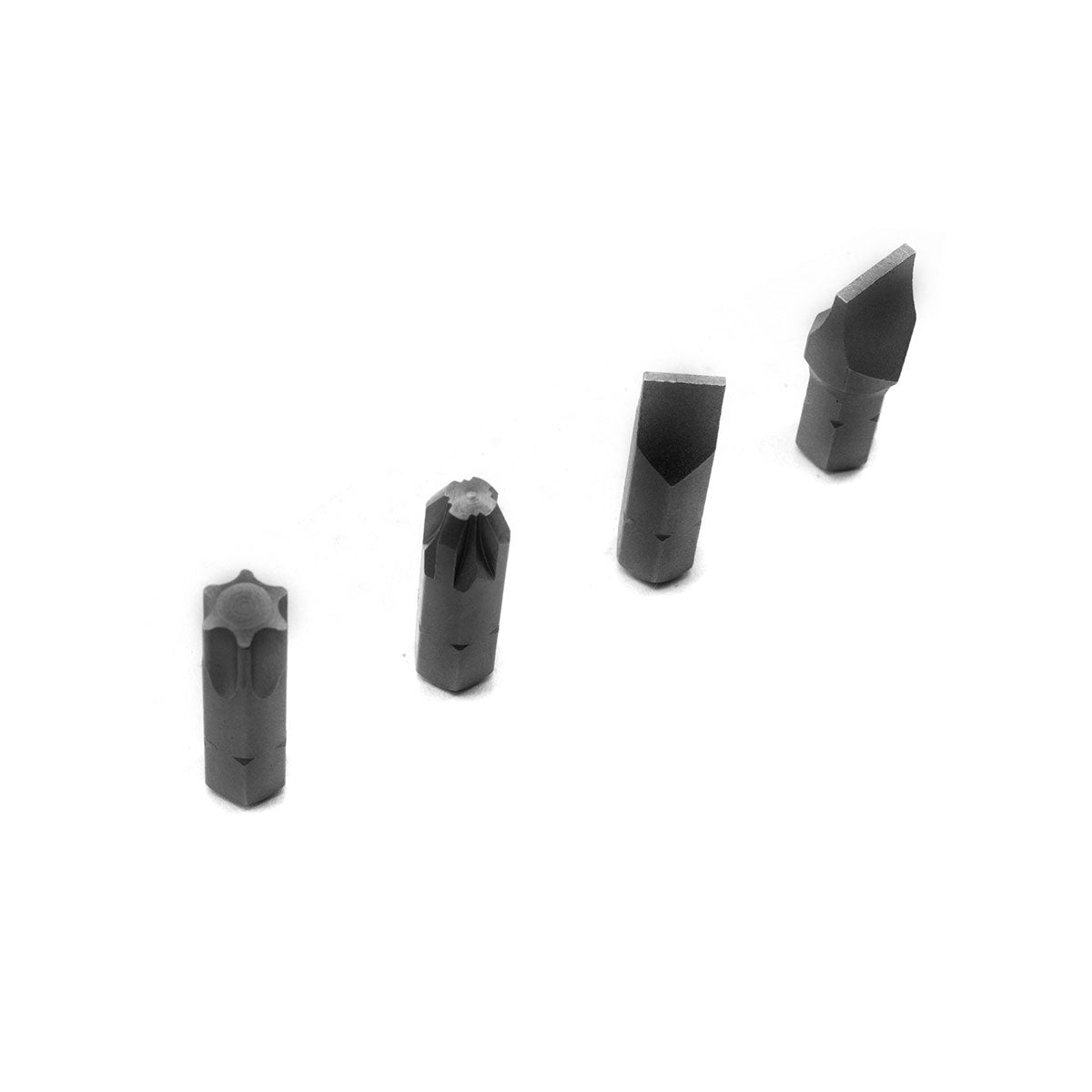JUEGO DE DADO Y PUNTA 1/2”-1/4” 94PZ UYUS TUP094