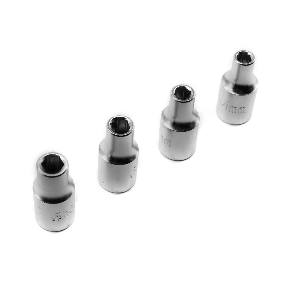 JUEGO DE DADO Y PUNTA 1/2”-1/4” 94PZ UYUS TUP094
