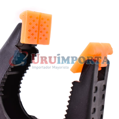 PINZA PLASTICA 6″ TIPO MORSA LH-316