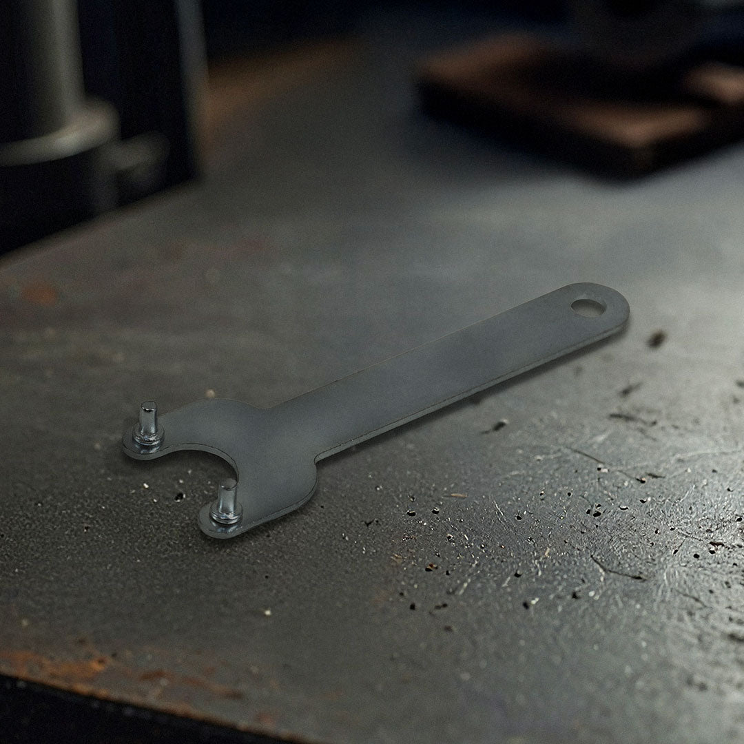 LLAVE PARA APRETAR DISCO DE AMOLADORA LH-1231