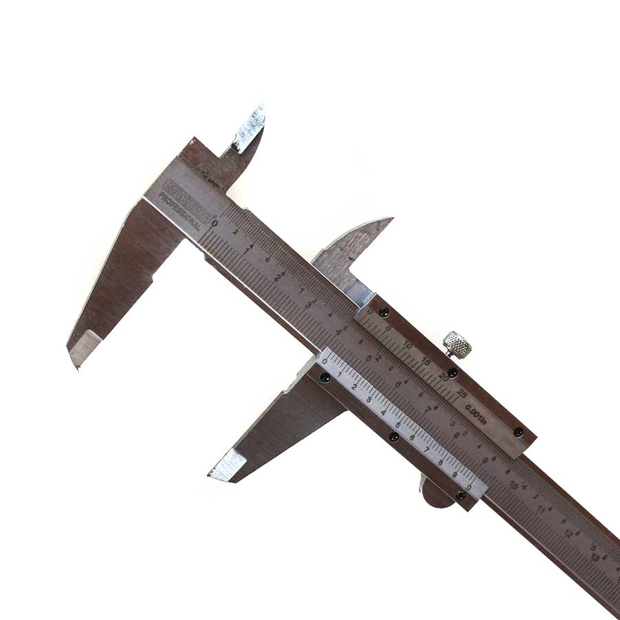 CALIBRE 6″ CON ESTUCHE MAKAWA MK-0037