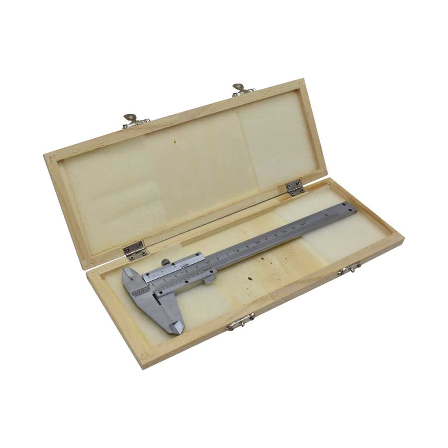 CALIBRE METALICO 6″ TOYOKI EN CAJA D/MADERA LH296
