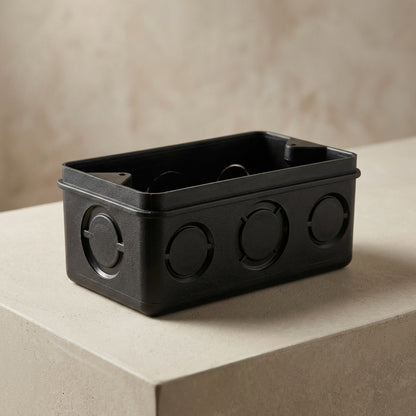 CAJA DE LUZ PLASTICA 6X10X5CM COLOR NEGRO 001852