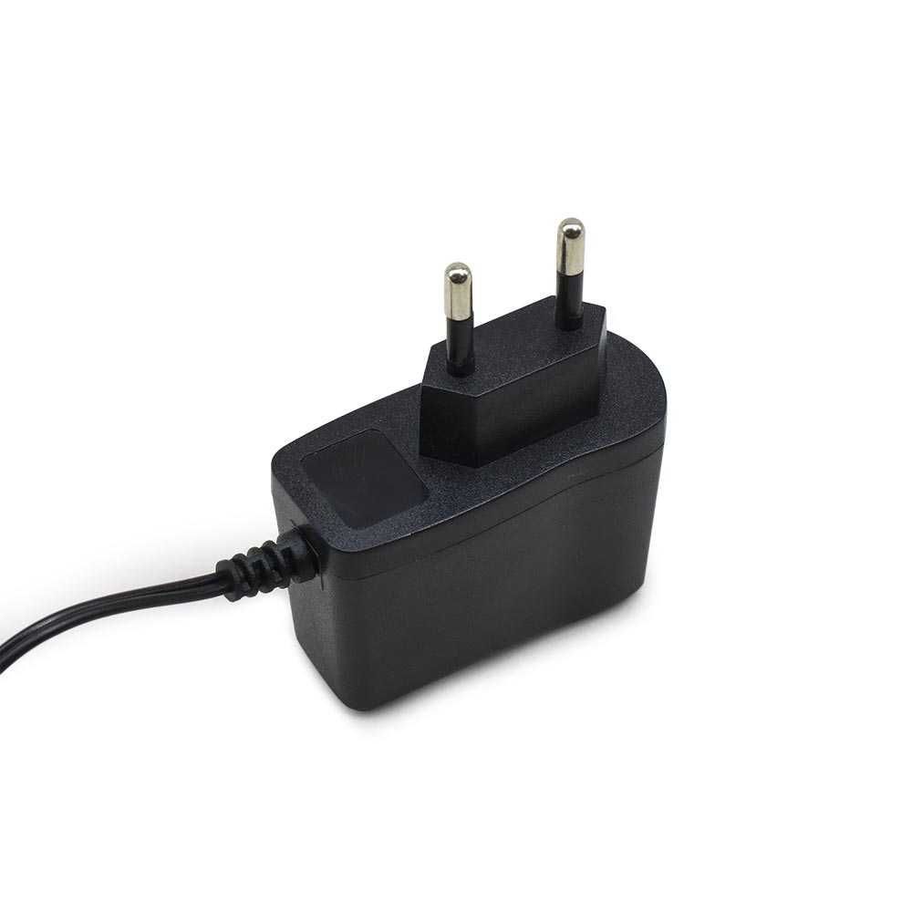 CARGADOR PARA MINI TORNO 12V PT-1403
