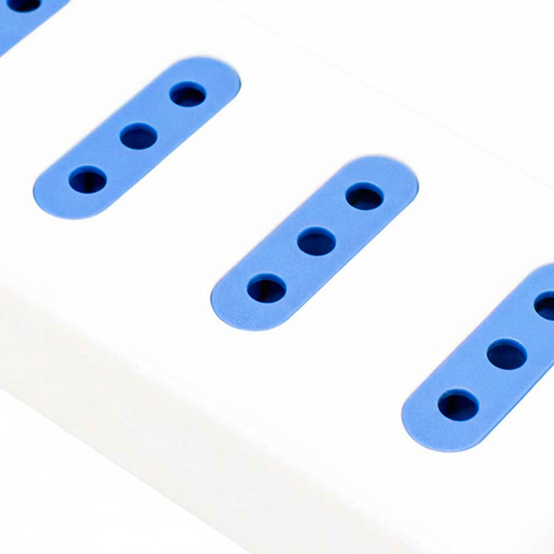 ZAPATILLA 4 TOMA MODULAR 3EN LINEA LED LIFE SL2304