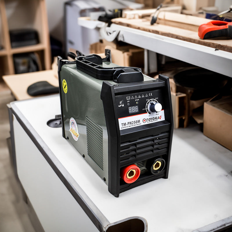 SOLDADORA 250AMP TOYOMAQ TM-PN250M