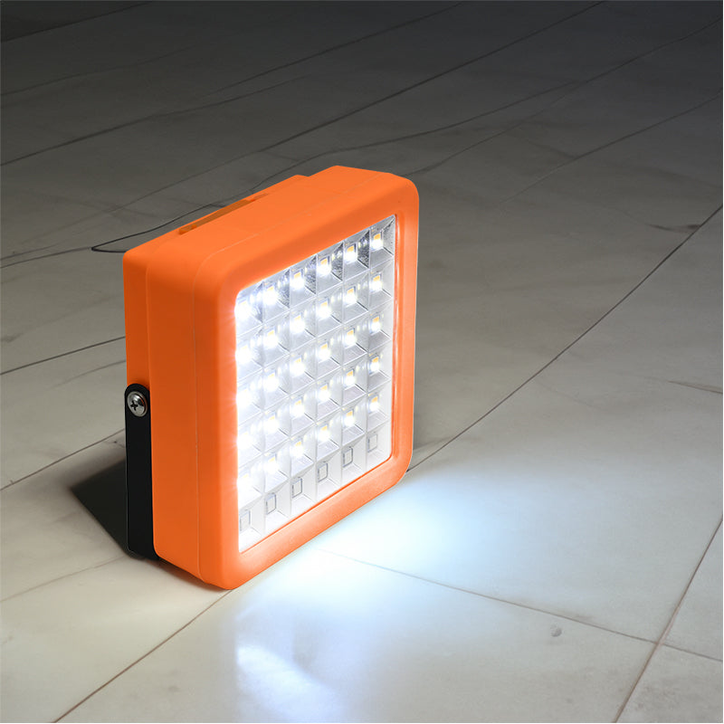 LAMPARA SOLAR Y RECARGABLE 72 LED CC012 LH-3220