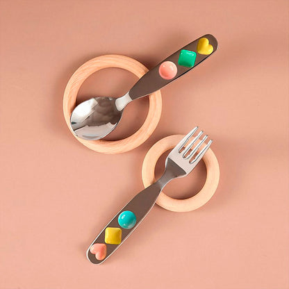 TENEDOR Y CUCHARA PARA NINO CAJA PLASTICA LH-3779