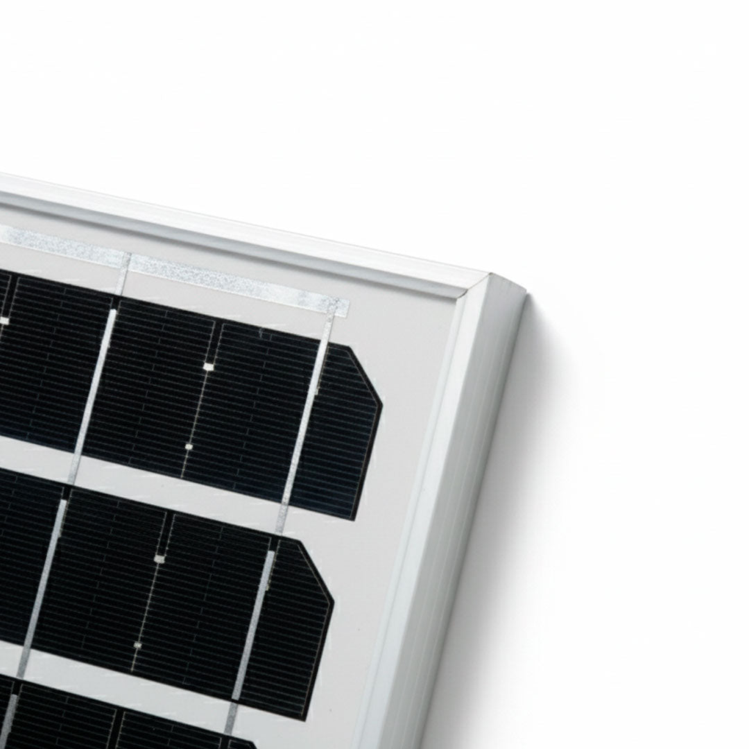 FOCO 100W SOLAR C/PANEL LUZ FRIA LED LIFE LH-3955