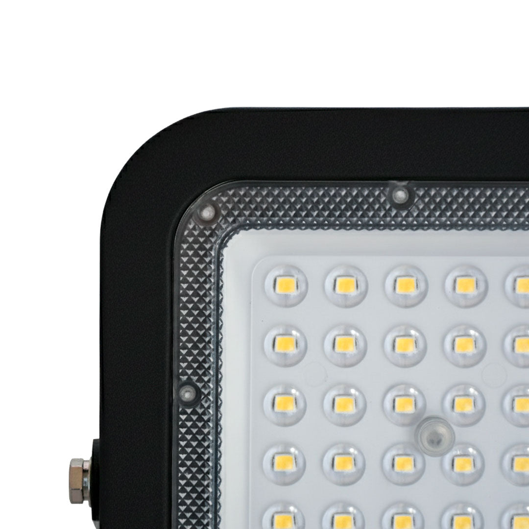 FOCO 150W SOLAR C/PANEL LUZ FRIA LED LIFE LH-3956