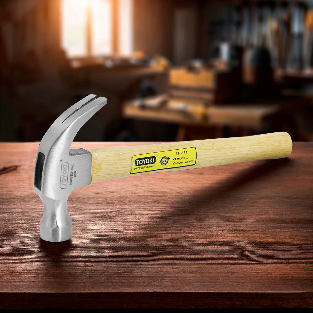 MARTILLO DE UNA 16OZ MANGO DE MADERA LH-154