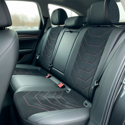 CUBRE ASIENTO SEMI CUERO DETALLES ROJOS LH-4547