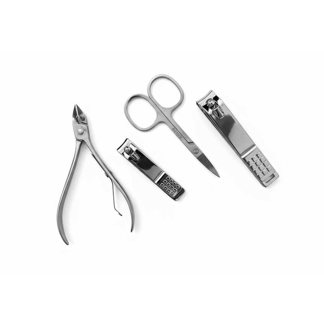 ACCESORIOS PARA PEDICURE CON ESTUCHE LH-4877