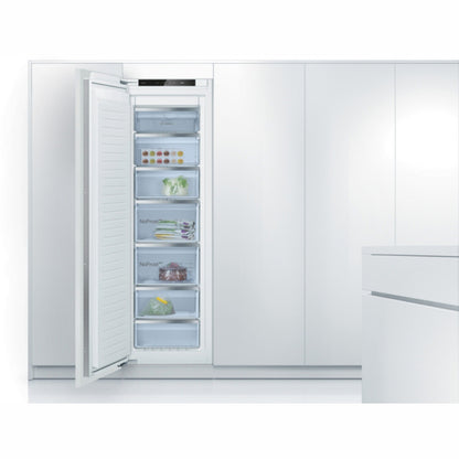 Freezer Bosch Panelable Inverter GIN81ACE0 212 L