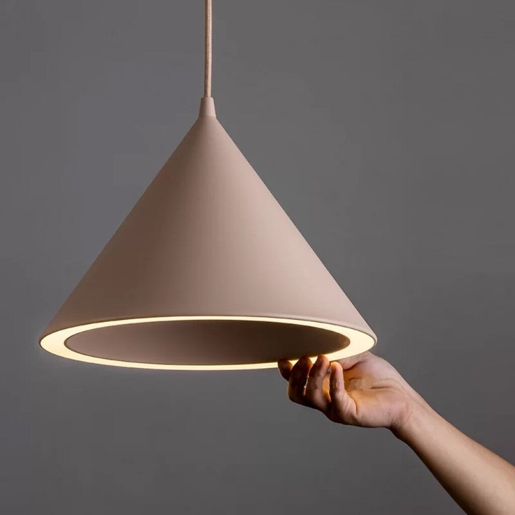 Luminaria Led integrada Cónica 32cm 18w