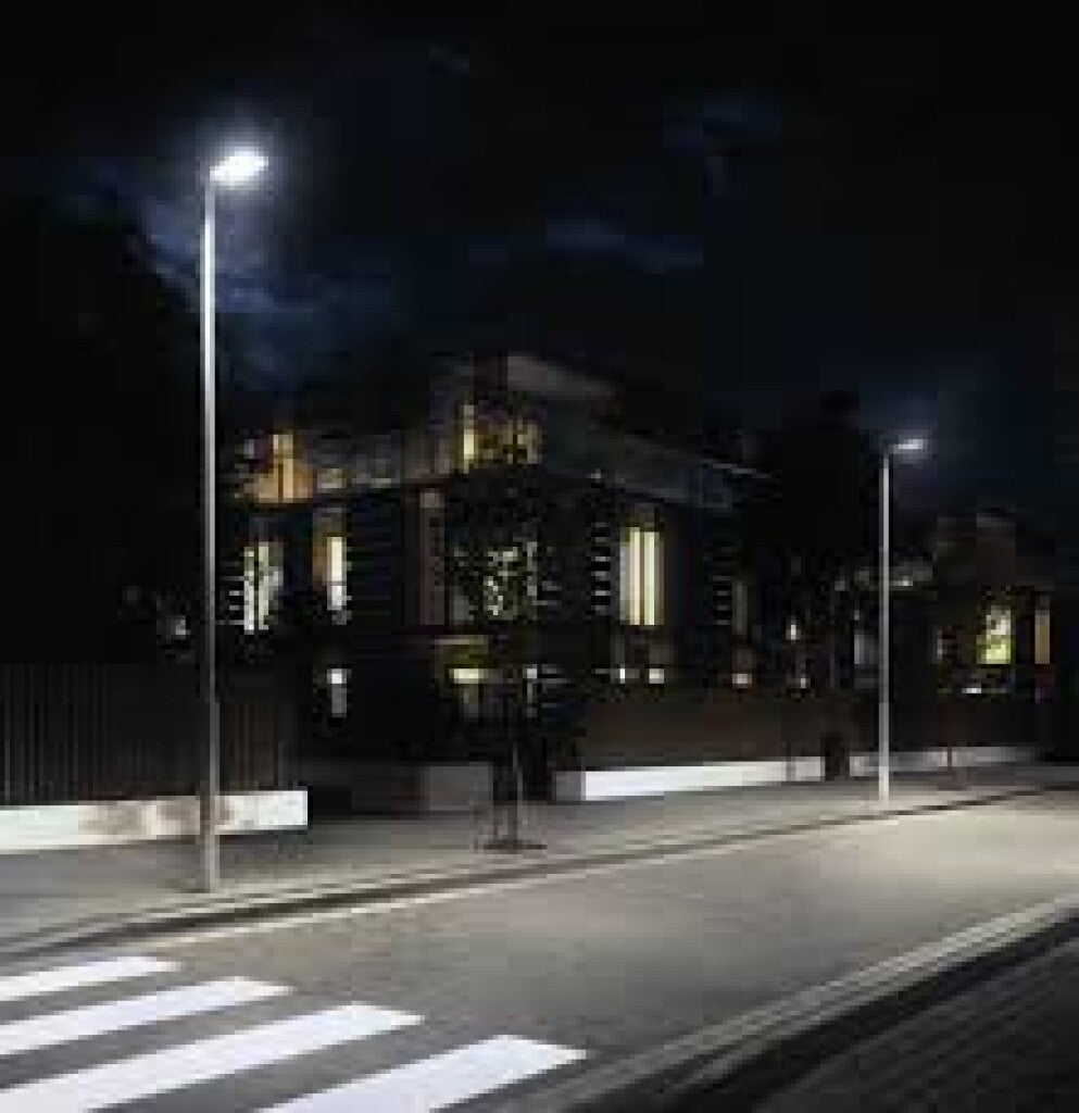 Luminaria vial Led URBINO LED 102W 14750lm 4000K IP66 POLONIA