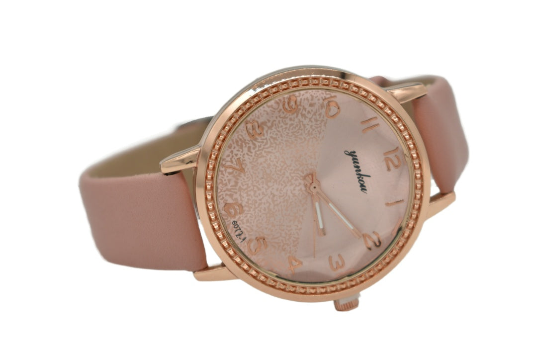 Reloj pulsera con brillos