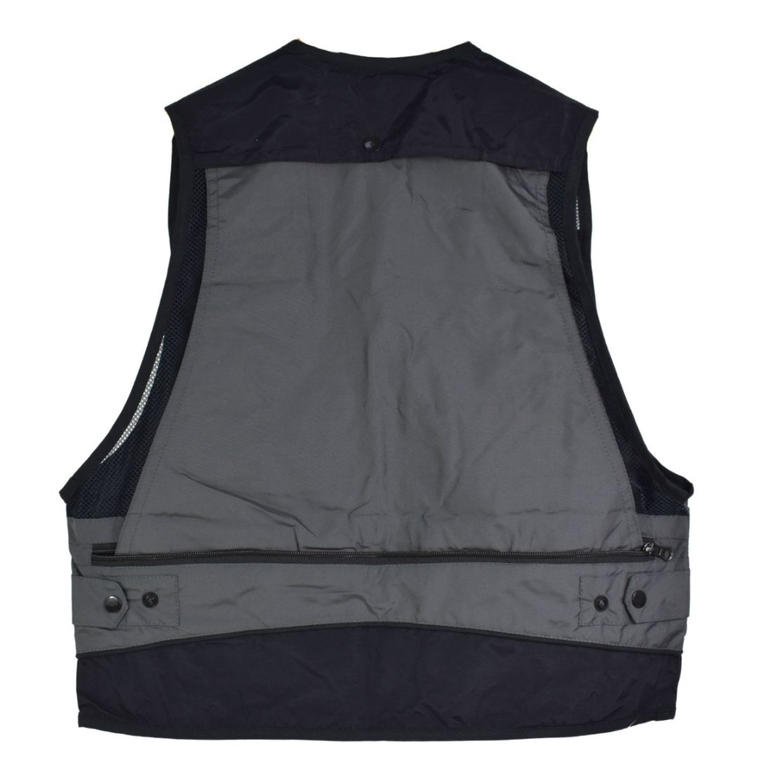 Chaleco de caza gris con bolsillos