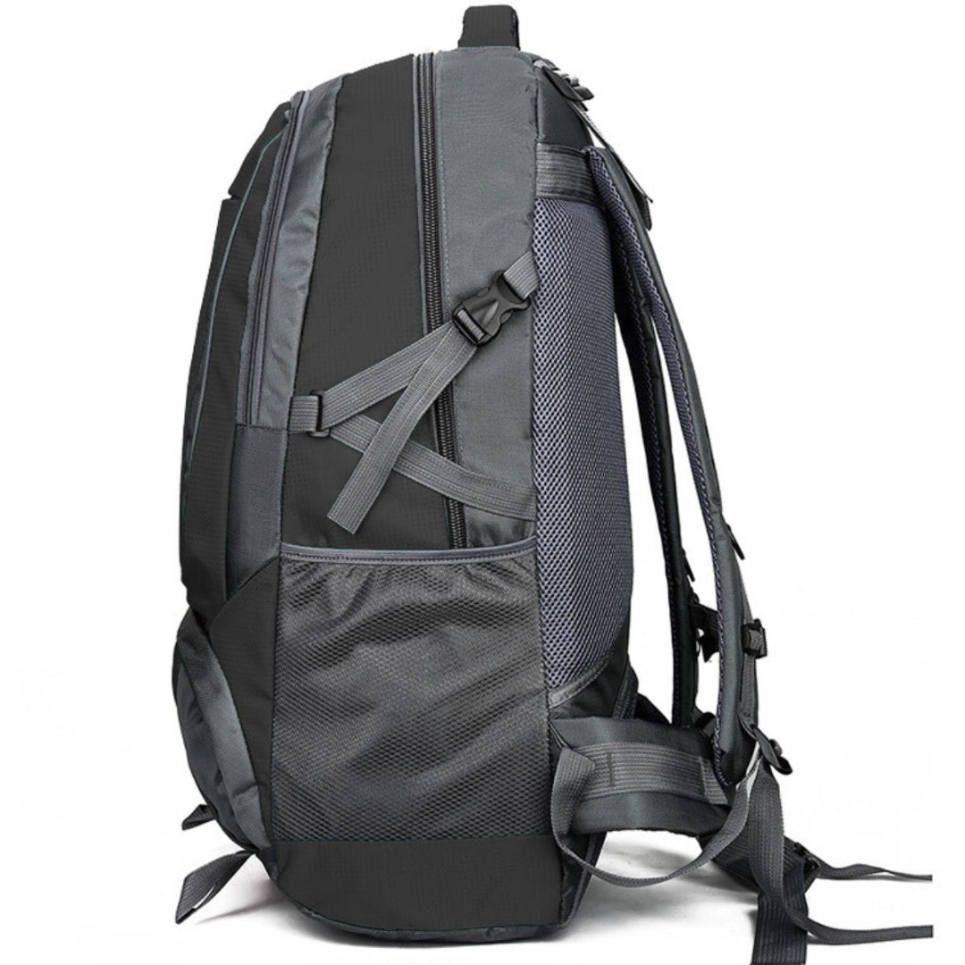 Mochila camping 85L 50x30x16cm. Negro