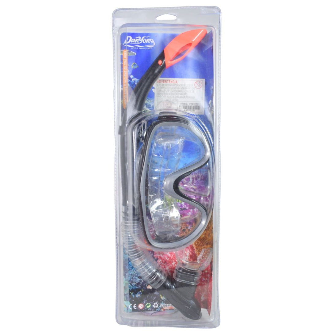 Máscara y snorkel para natación. Negro