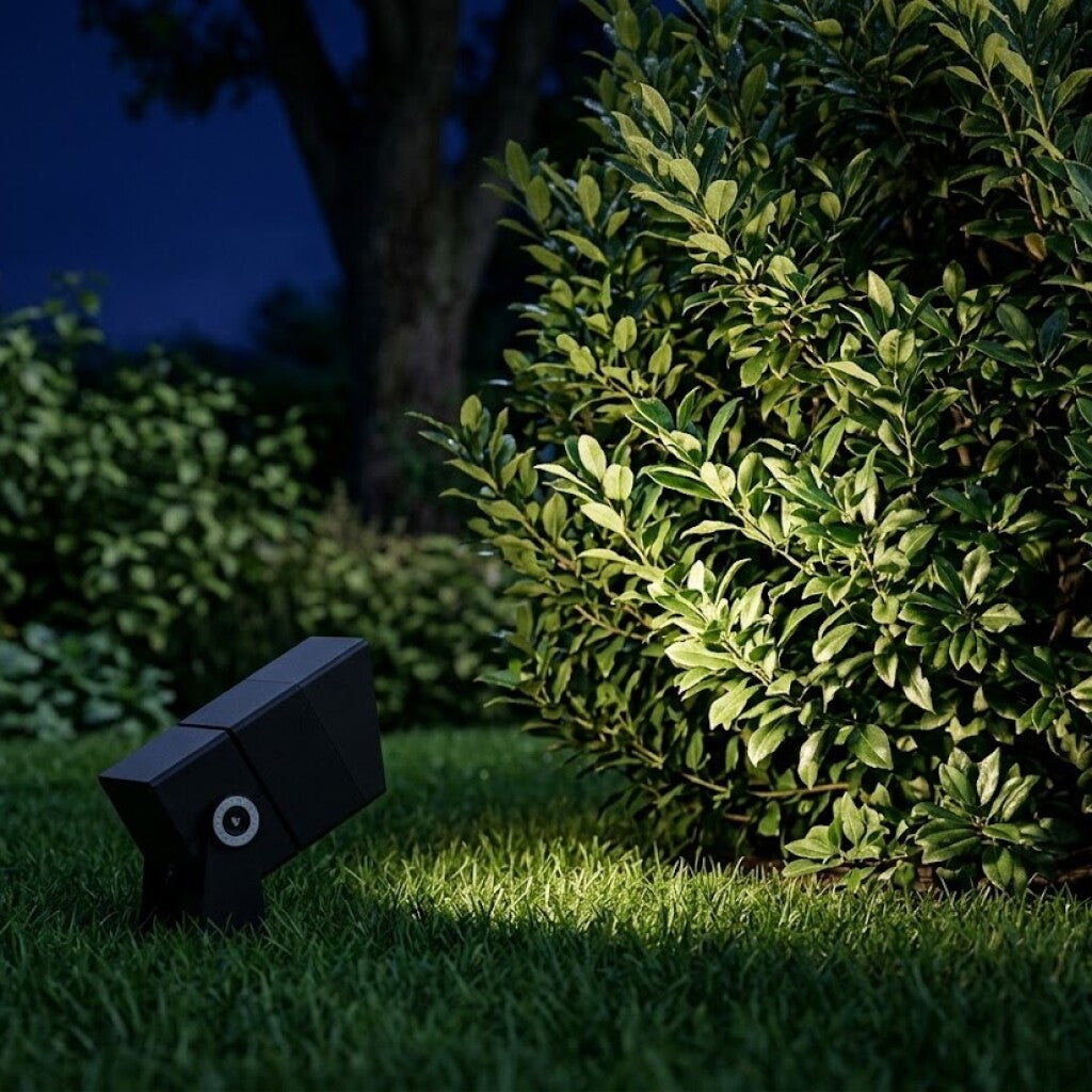 Pincho led 9w Aluminio negro IP66 24 volt con visera antideslumbramiento