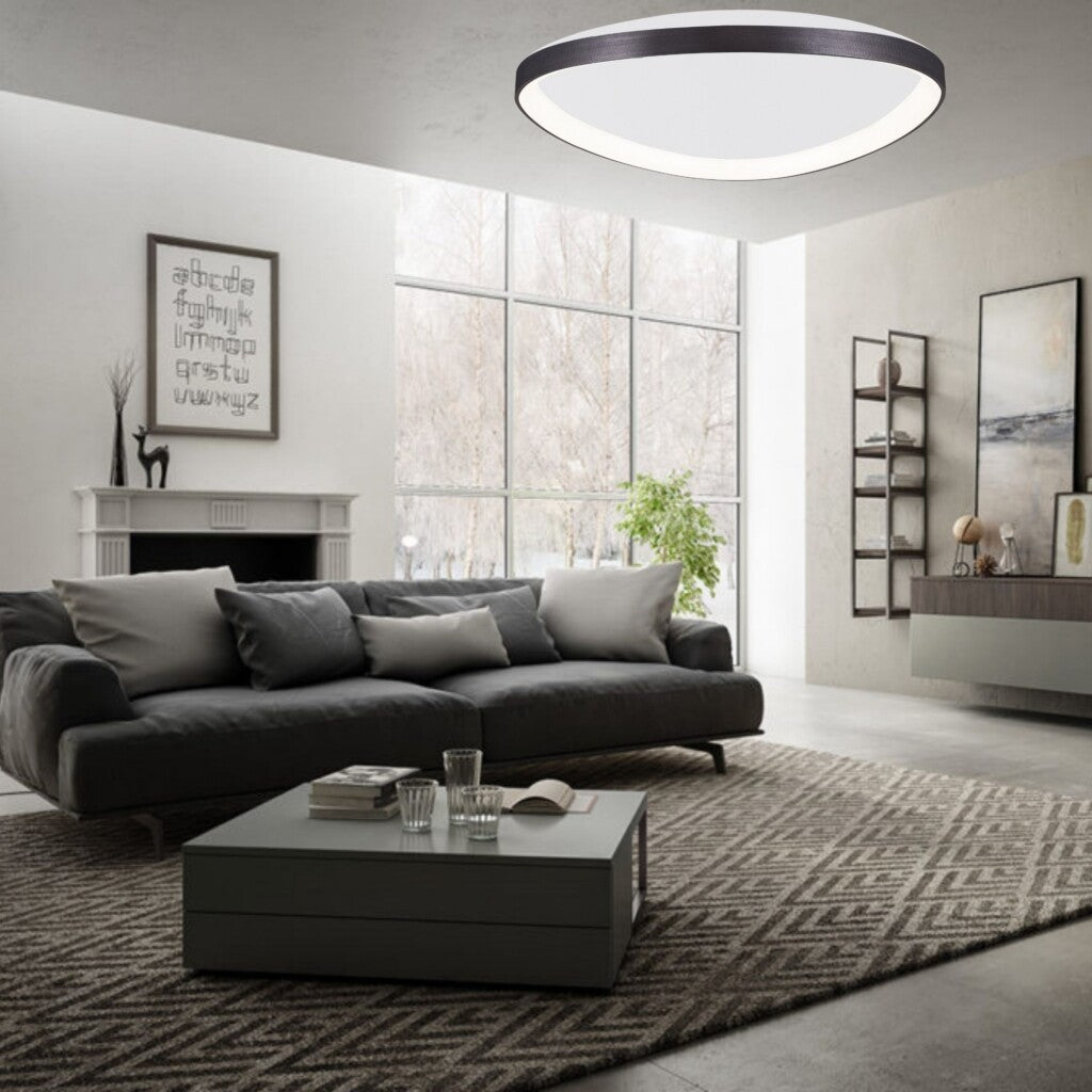 Plafón LED, Diseño triangular, Dimerizable 38W 45CM