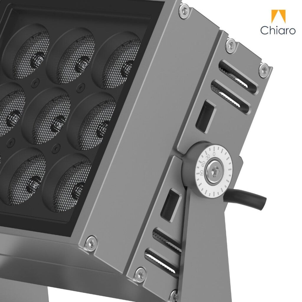 Proyector LED 24W luz cálida IP66 para jardín