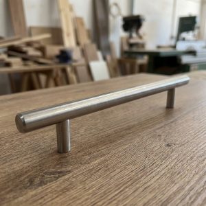 TIRADOR METALICO CILINDRICO 22CM LH-1069