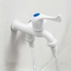 CANILLA 1/2¨PLASTICA DOBLE SALIDA LH-3012