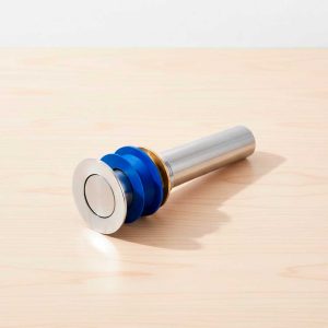 VALVULA METALICA PARA PILETA CON GOMA AZUL LH-788