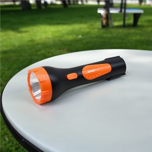 LINTERNA RECARGABLE SS-886 LH-3235